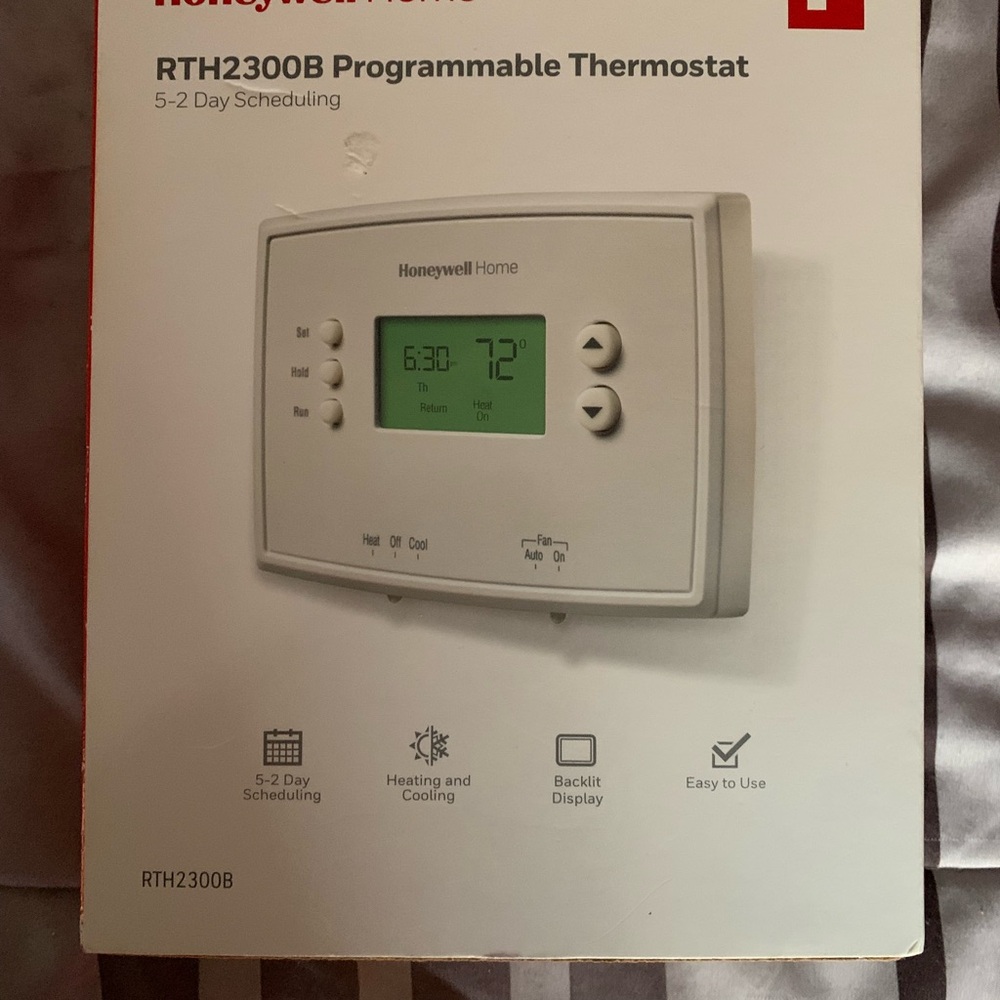 Honeywell Home White Programmable Thermostat